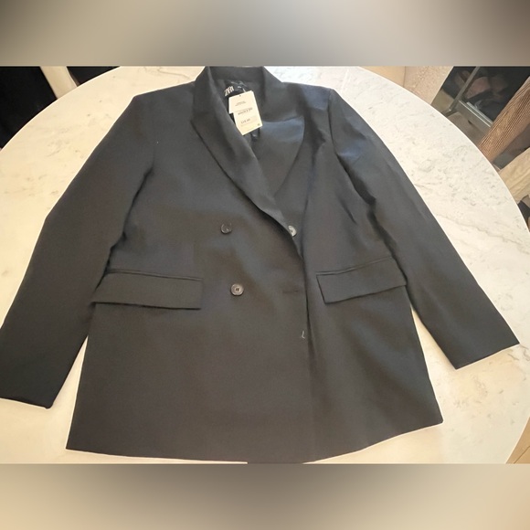 Zara Women's suit - Picture 4 of 10